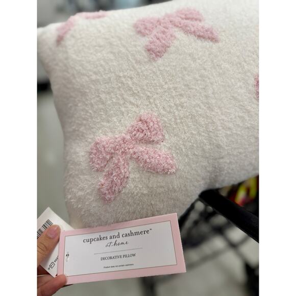 NWT! Cupcakes and Cashmere PIllow PINK BOW Large/Long 16” x 32” - Picture 2 of 2